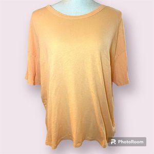 AMERICAN Eagle sherbet orange basic loose tee, Sz M, good condition, t-shirt